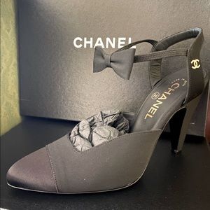 Authentic Chanel Pumps